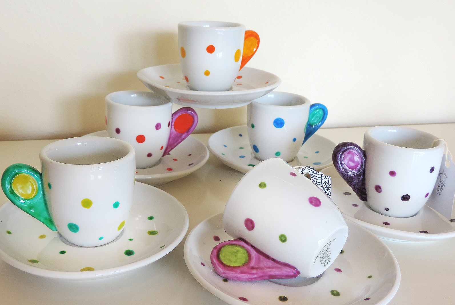 Servizio Tazzine da Caffè e Tè in Porcellana Dipinta con Piattini Ser 4 tazzine da Caffè con Motivi Floreali 